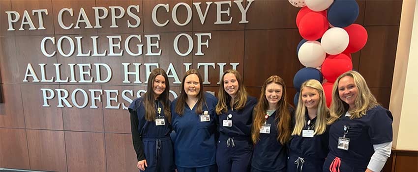 Photo featuring camp leaders: Kara, Emily, Reagan, Georgia, Avery, and Kenleigh.