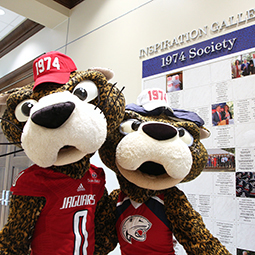 Southpaw and Ms Pawla wearing 1974 hats.